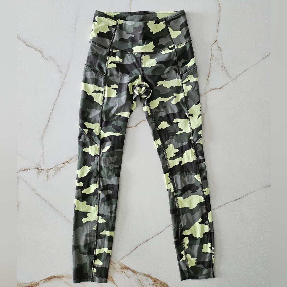 Lululemon Fast Free Crop W5BXRS Heritage 365 Camo Crispin Green Multi Sz 4